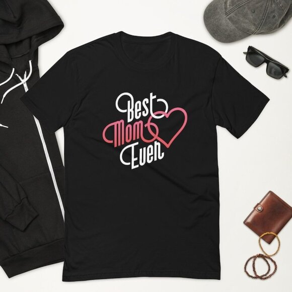 Best Mom Ever T-Shirt, Gift for Mother's Day, Best Mom In The World T Shirt - Picture 1 of 4